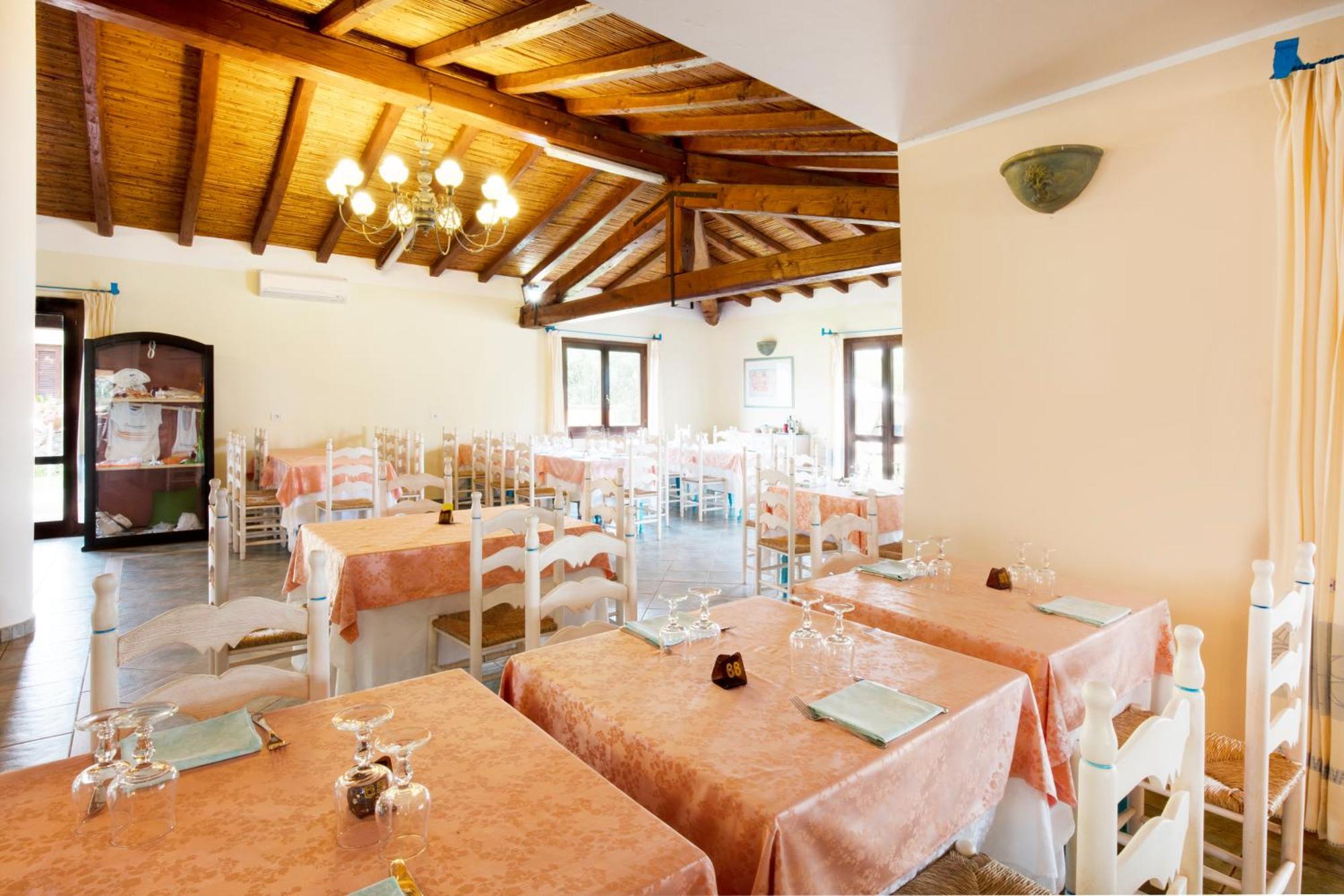 Li Suari Club Village San Teodoro  Bagian luar foto