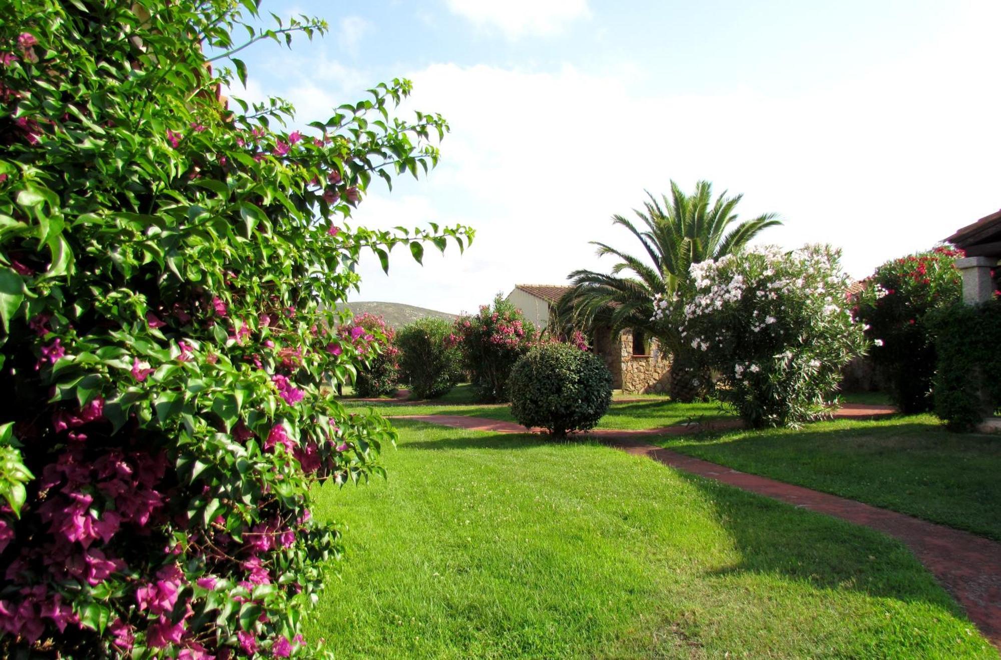 Li Suari Club Village San Teodoro  Bagian luar foto