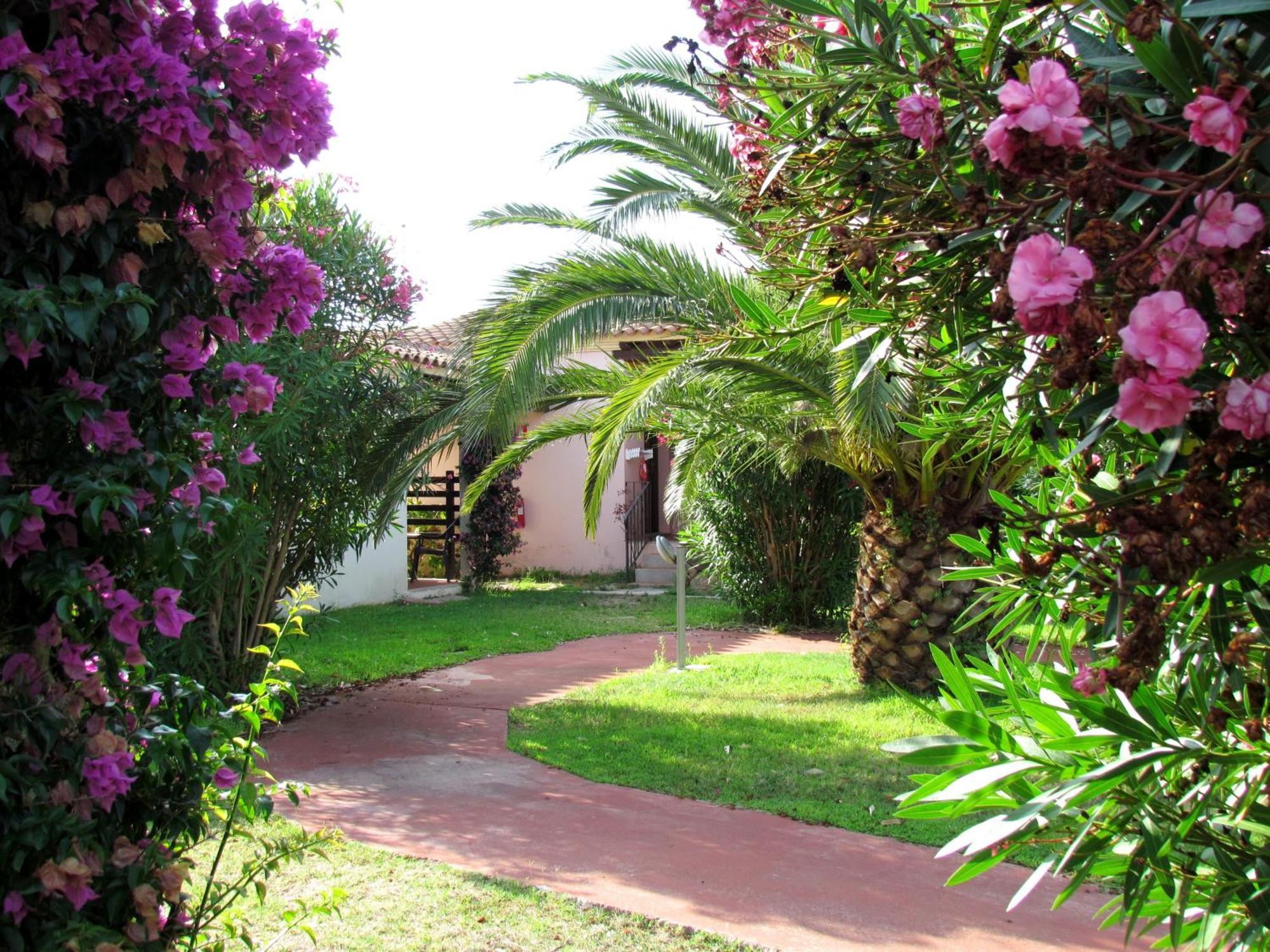 Li Suari Club Village San Teodoro  Bagian luar foto