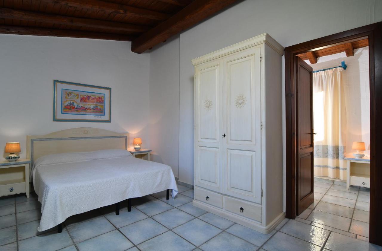 Li Suari Club Village San Teodoro  Bagian luar foto