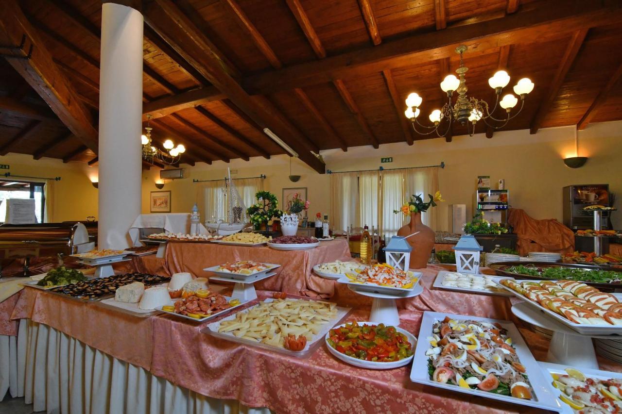 Li Suari Club Village San Teodoro  Bagian luar foto